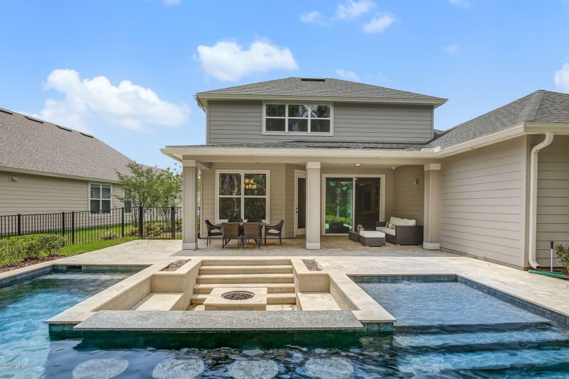37 Orchard Ln, St Augustine, FL 32095