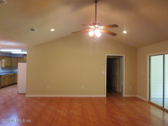 370 Chaffee Rd N, Jacksonville, FL 32220