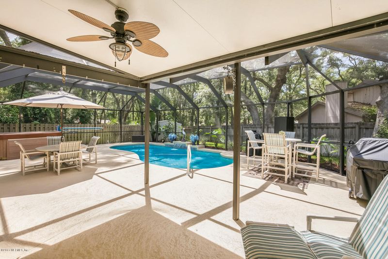 370 Tilefish Ct, Jacksonville, FL 32225