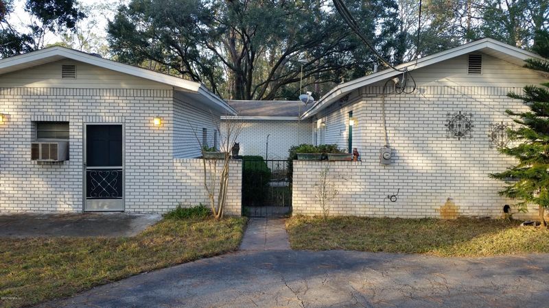 3701 Aladdin Ter, Jacksonville, FL 32223