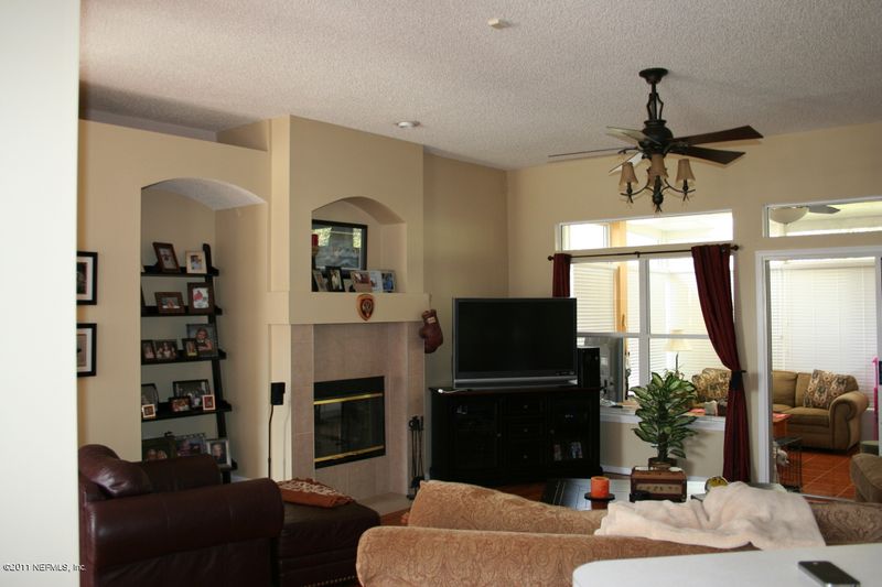 3708 Navajo Pl, St Johns, FL 32259