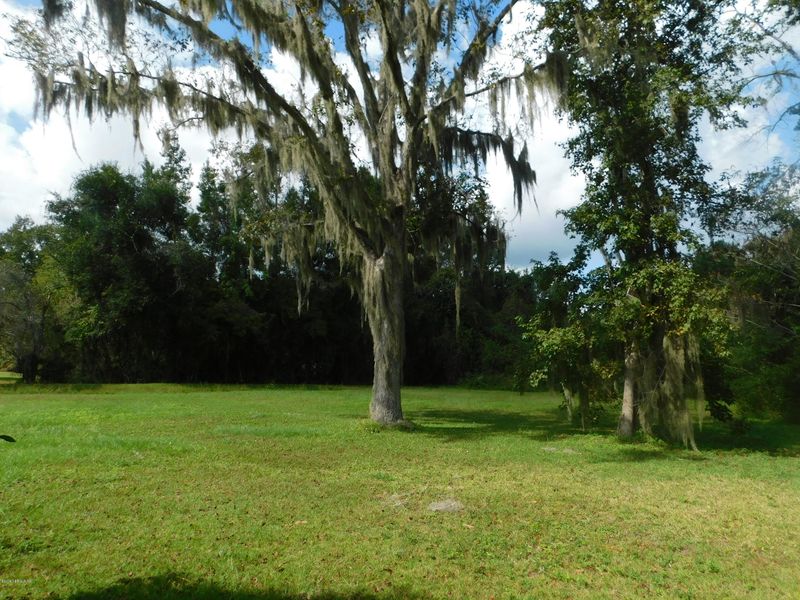 37114 Fourth St, Hilliard, FL 32046