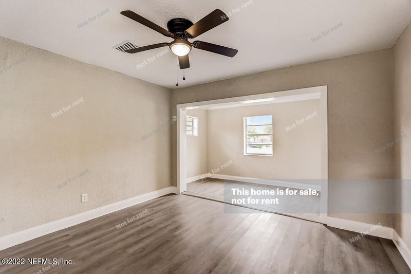 3717 Freeman Rd, Jacksonville, FL 32207