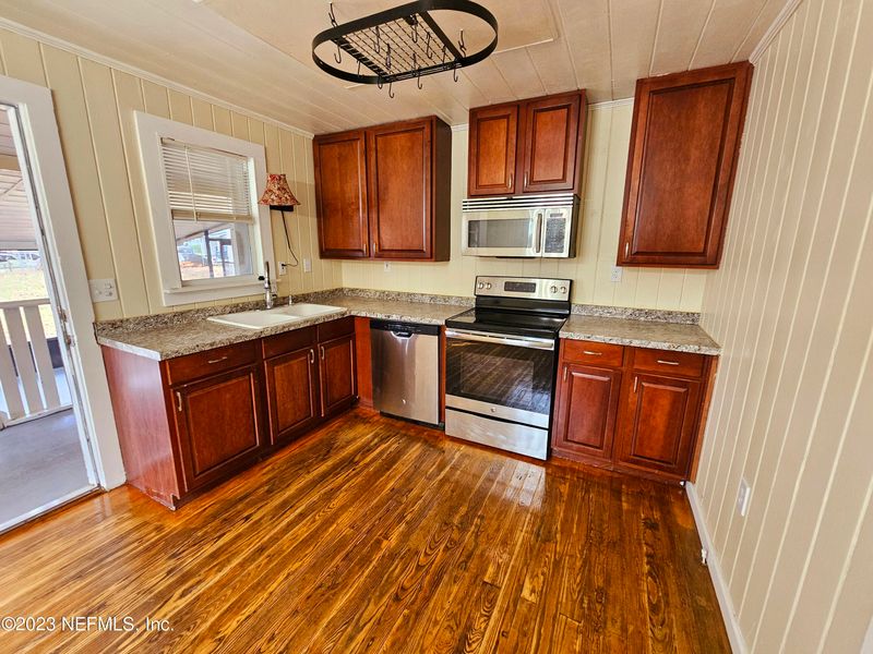 37207 Cypress Ln, Hilliard, FL 32046