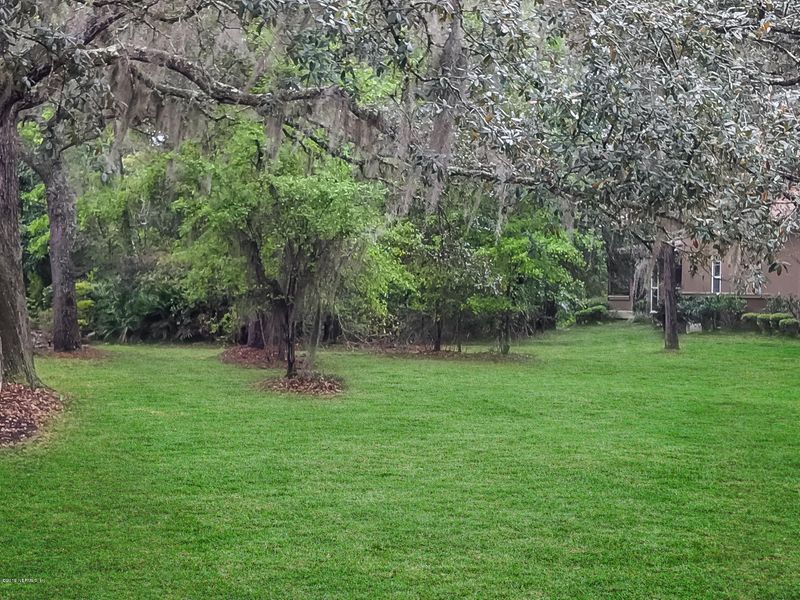 3729 Berenstain Dr, St Augustine, FL 32092