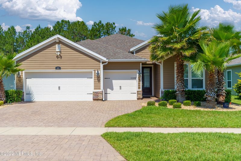 373 Grant Logan Dr, St Johns, FL 32259