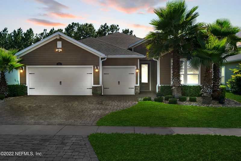 373 Grant Logan Dr, St Johns, FL 32259