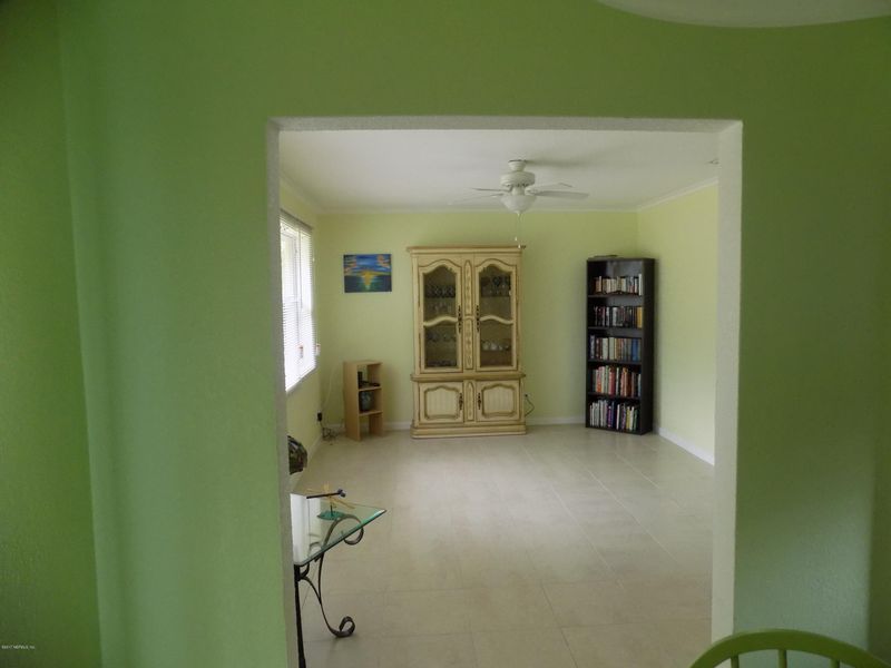 3738 Rogero Rd, Jacksonville, FL 32277