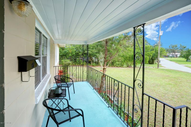 3738 Tyndale Dr, Jacksonville, FL 32210