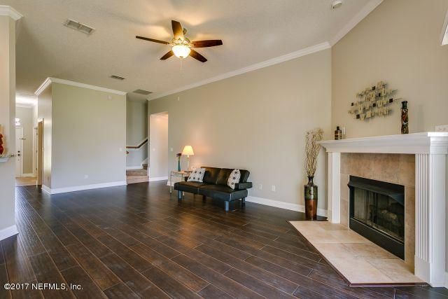 3741 Cardinal Oaks Cir, Orange Park, FL 32065
