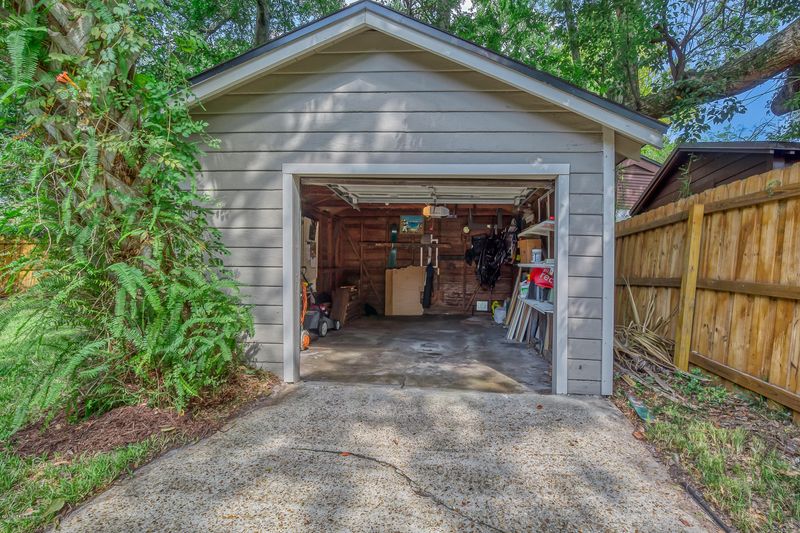 3747 Sommers St, Jacksonville, FL 32205