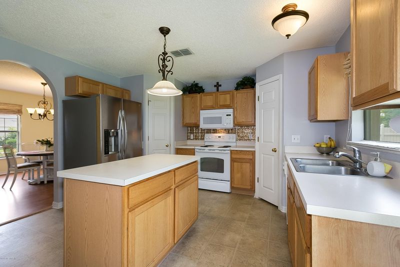 3751 Iceni Ct, Middleburg, FL 32068