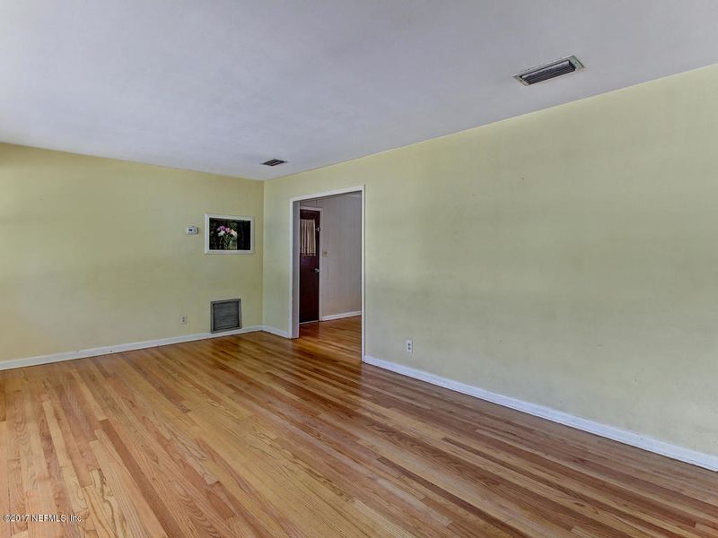 3755 Rogero Rd, Jacksonville, FL 32277