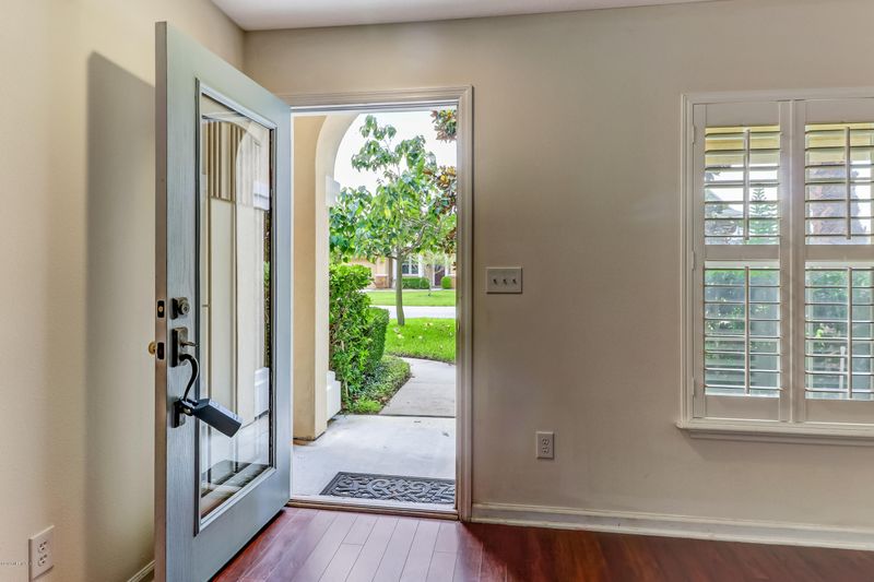 376 Brantley Harbor Dr, St Augustine, FL 32086