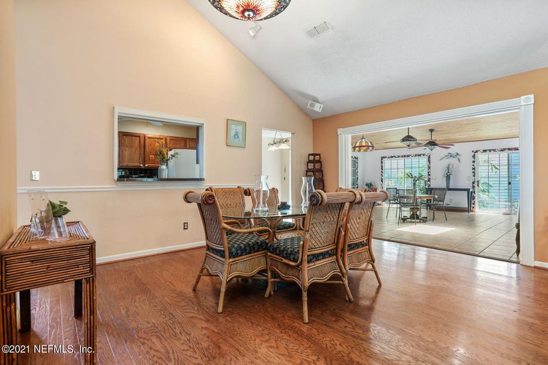 376 Village Dr, St Augustine, FL 32084