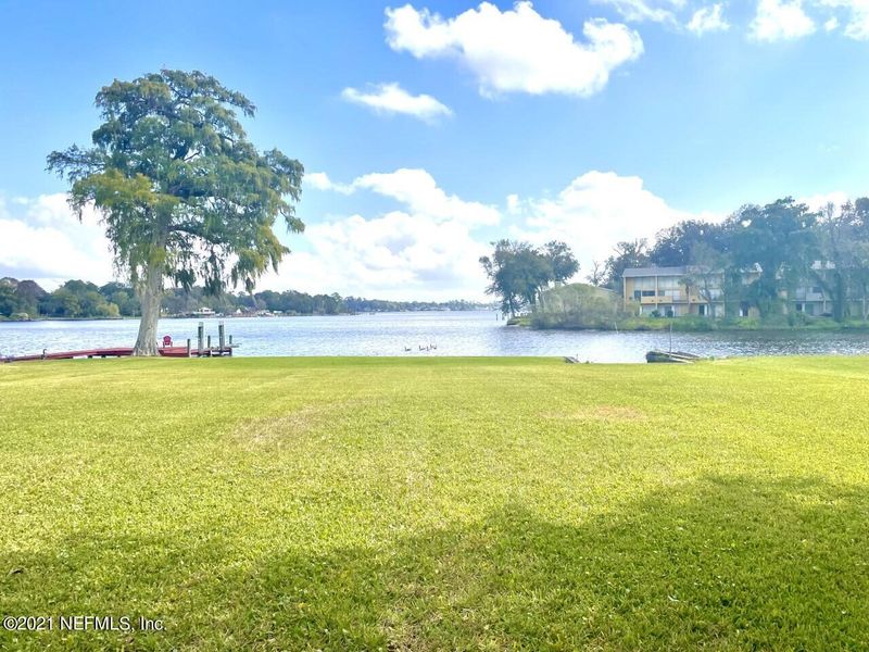 3761 Cedarcrest Dr, Jacksonville, FL 32210