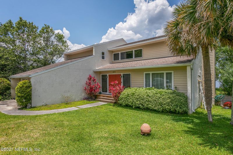 3771 Riveredge Dr, Jacksonville, FL 32277
