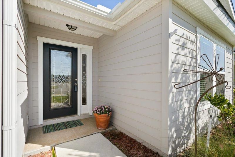 378 Grampian Highlands Dr, St Johns, FL 32259