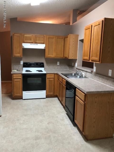 3783 Star Leaf Rd W, Jacksonville, FL 32210