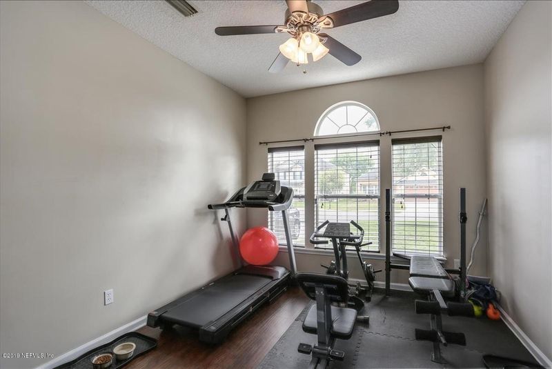 3787 Pondview St, Orange Park, FL 32065