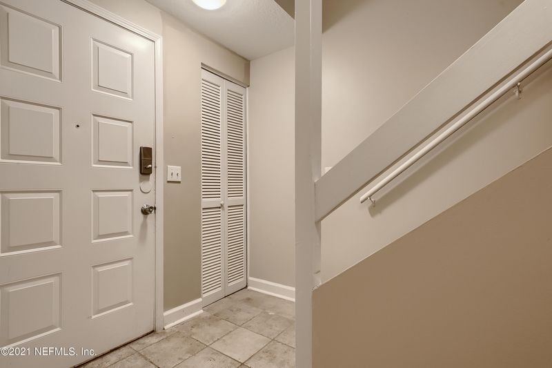3801 Crown Point Rd #1041, Jacksonville, FL 32257