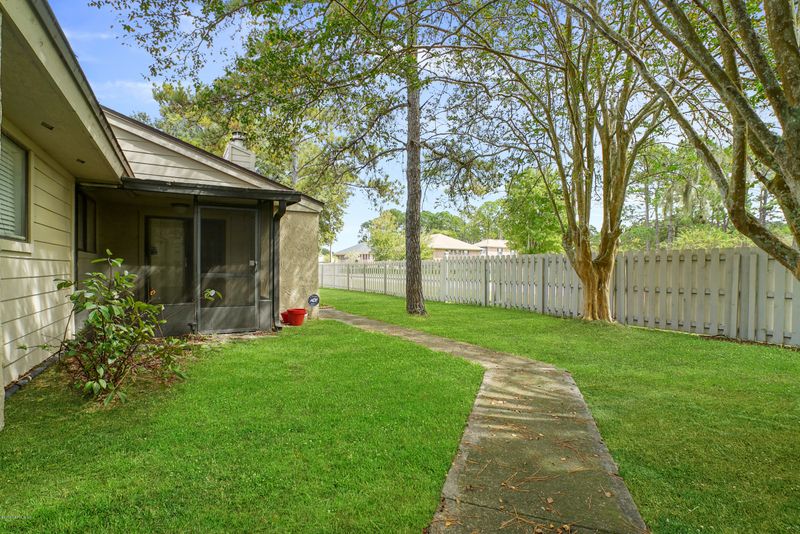 3801 Crown Point Rd #2042, Jacksonville, FL 32257
