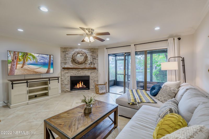 3801 Crown Point Rd #2135, Jacksonville, FL 32257