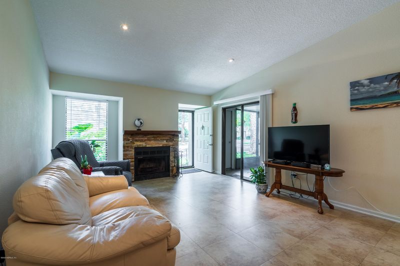 3801 Crown Point Rd #3041, Jacksonville, FL 32257