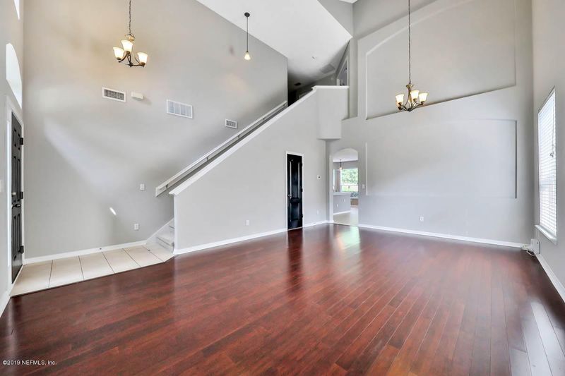 3810 Hidden View Dr, Orange Park, FL 32065