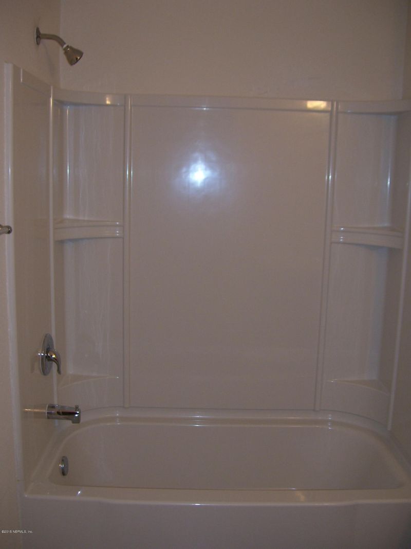 3811 Falcon Crest Dr, Green Cove Springs, FL 32043