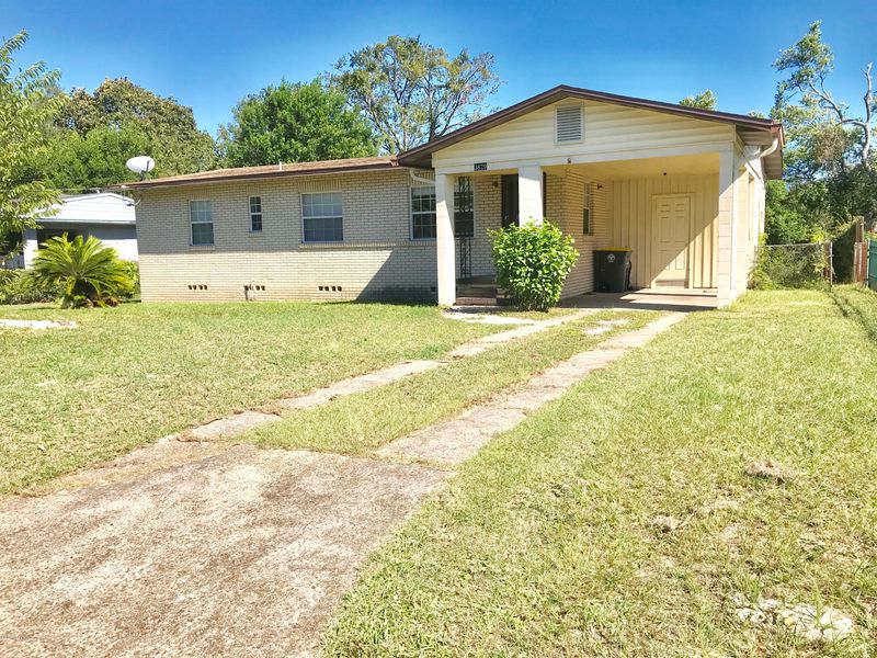 3829 Tyndale Dr, Jacksonville, FL 32210
