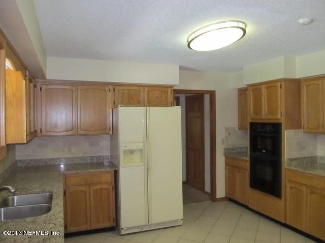 3833 Sarah Brooke Ct, Jacksonville, FL 32277