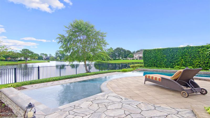 3841 Michaels Landing Cir E, Jacksonville, FL 32224