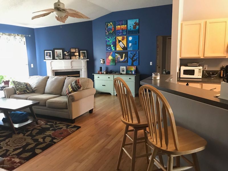 3846 Chapelgate Rd, Jacksonville, FL 32223