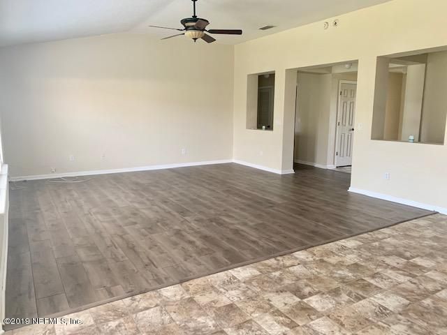 3846 Robena Rd, Jacksonville, FL 32218