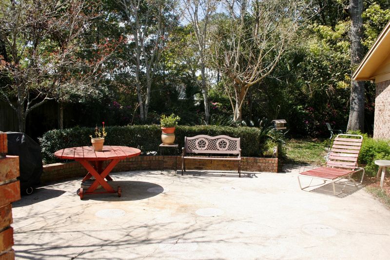 3848 Octave Dr, Jacksonville, FL 32277
