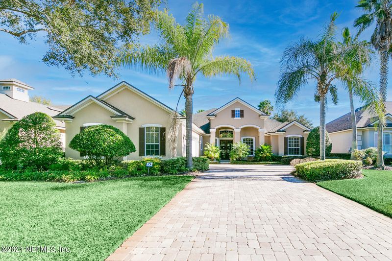 385 Blagdon Ct, Jacksonville, FL 32225