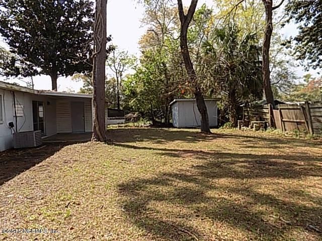 385 Janell Dr, Orange Park, FL 32073
