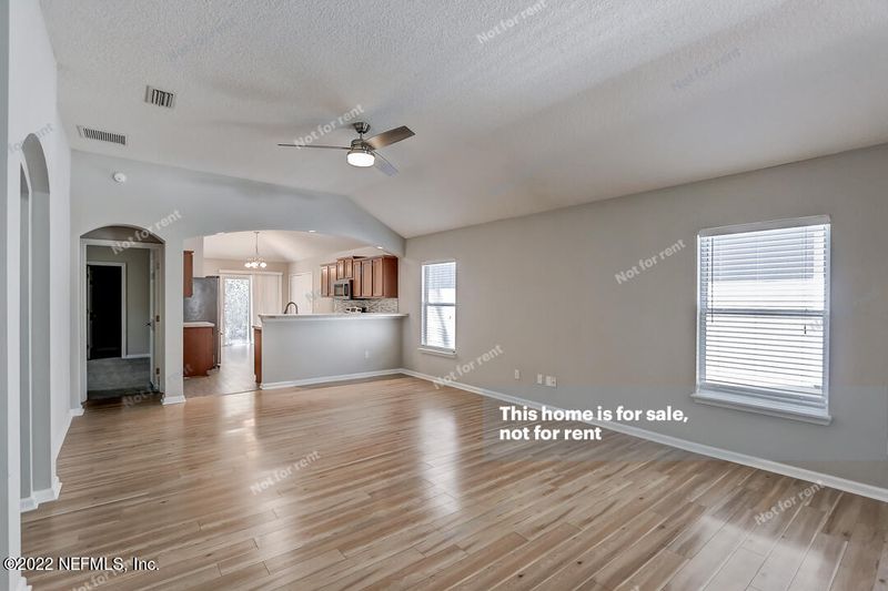 3850 Evan Samuel Dr, Jacksonville, FL 32210
