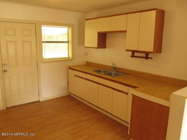 3863 Copper Cir E, Jacksonville, FL 32207