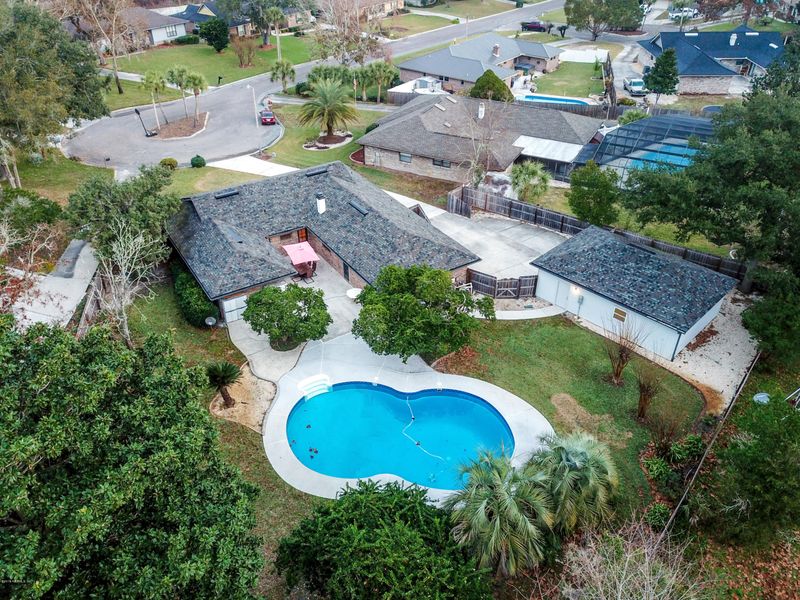 387 Foxridge Rd, Orange Park, FL 32065