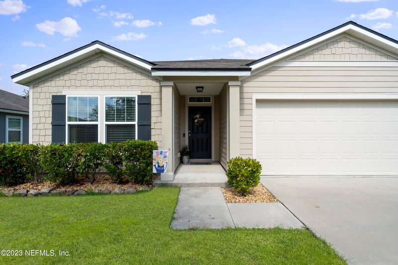 387 Harley Dr, Jacksonville, FL 32218