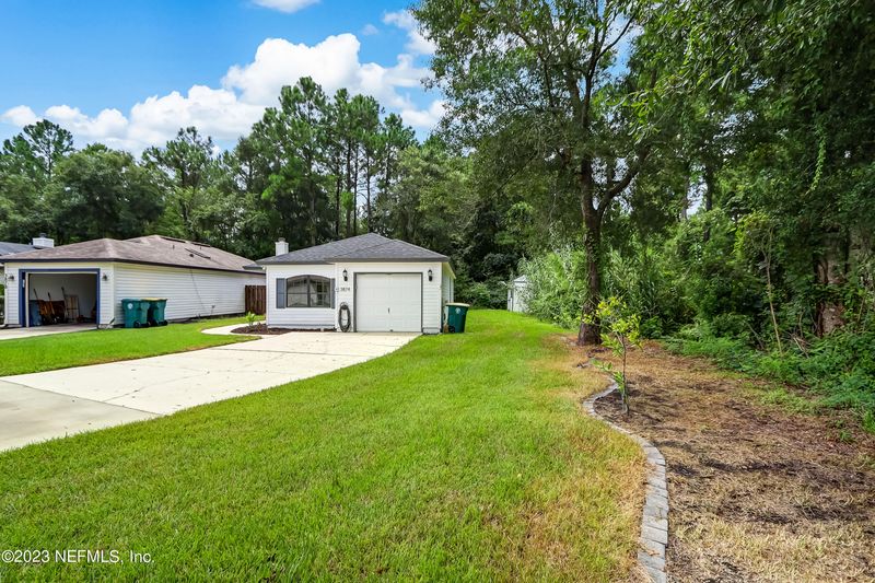 3874 Bright Leaf Ct, Jacksonville, FL 32246