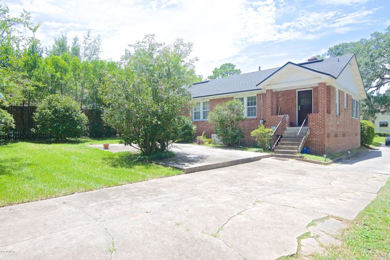 3877 Gadsden Rd, Jacksonville, FL 32207