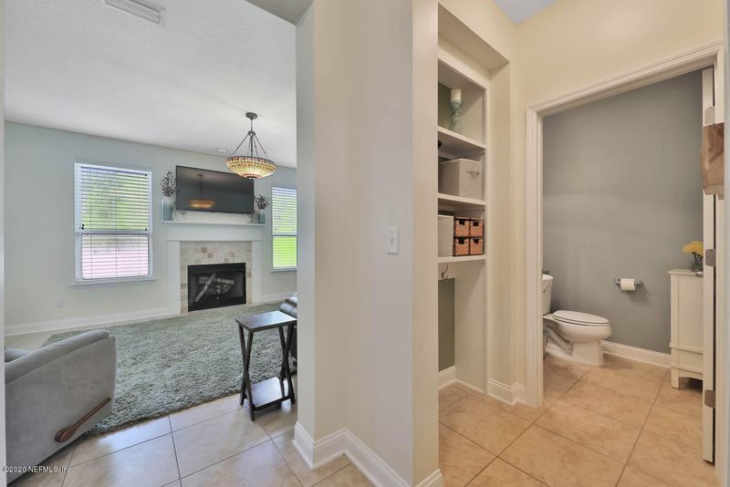 3894 Burnt Pine Dr, Jacksonville, FL 32224