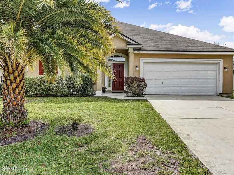 390 Whisper Ridge Dr, St Augustine, FL 32092