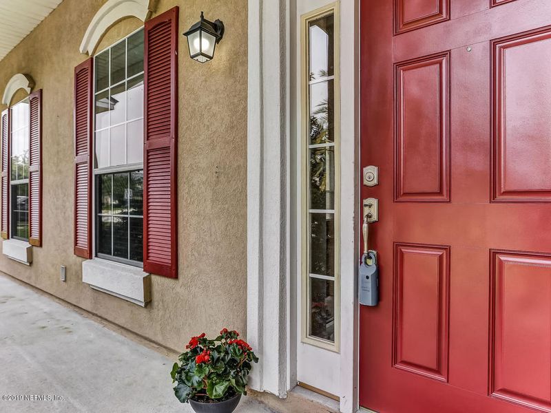390 Whisper Ridge Dr, St Augustine, FL 32092