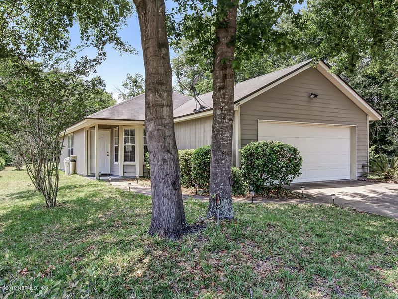 3904 Fouraker Rd, Jacksonville, FL 32210