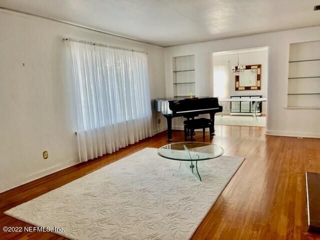 3906 Alcazar Ave, Jacksonville, FL 32207