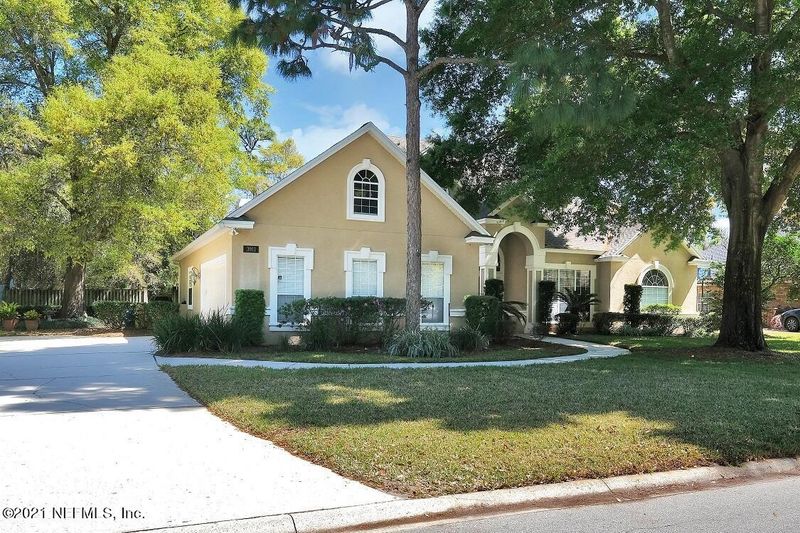 3911 Muirfield Blvd E, Jacksonville, FL 32225